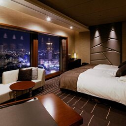 Japan-Osaka-Hotels-Granvia-Osaka-superior-room