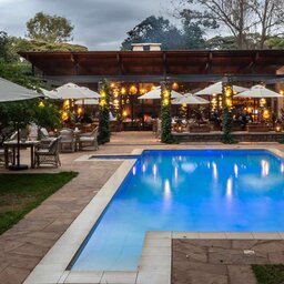 Kenia-Nairobi-Karen Blixen coffee garden cottage-pool-1