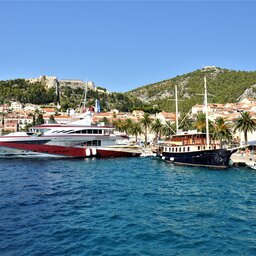 Kroatië-eilanden-haven-Hvar