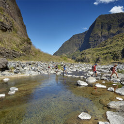 La-Reunion-cirque-de-mafate-wandeling-riviere-des-galets-CREDIT-IRT-herve-douris