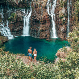 La-Reunion-zuidkust-excursie-waterval-langevin-CREDIT-IRT-Claire-Arthur-Les-Droners-koppel
