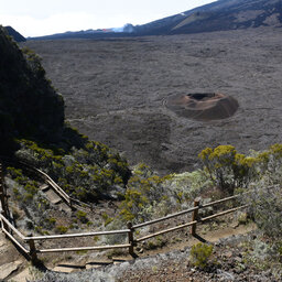 La-Reunion-zuidkust-wandeling-piton-de-la-fournaise-CREDIT-IRT-serge-gelabert