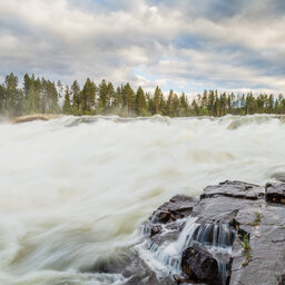 Lapland-Zweden-Harads-Loggers-Lodge-Storforsen