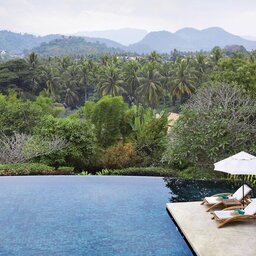 Luang-Prabang-Belmond-La-Residence-pool