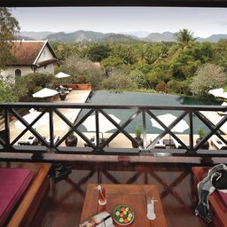 Luang-Prabang-Belmond-La-Residence-uitzicht-kamer