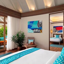 Malediven-Anantara-Dhigu-familievilla-slaapkamer
