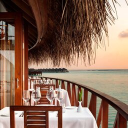 Malediven-Anantara-Dhigu-restaurant-2