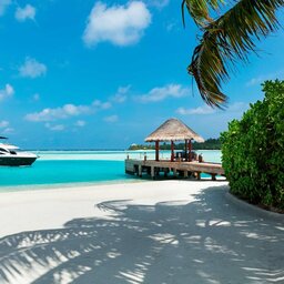 Malediven-Anantara-Dhigu-strand