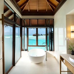 Malediven-Anantara-Veli-badkamer