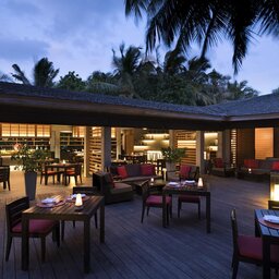 Malediven-Anantara-Veli-restaurant-2