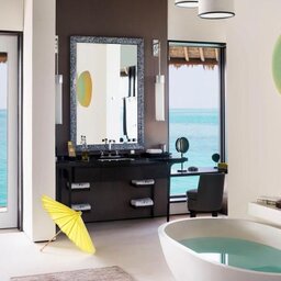 Malediven-Cheval-Blanc-Randheli-badkamer
