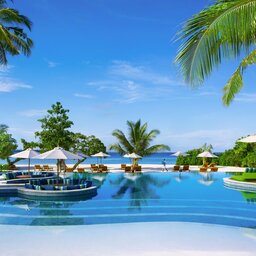 Malediven-Laamu-Atoll-Six-Senses-Laamu-zwembad