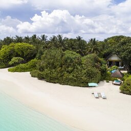 Malediven-Landaa-Giraavaru-Hotel-Four-Seasons-Resort-Beach-Villa-With-Pool