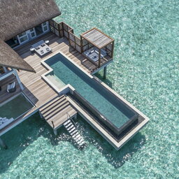 Malediven-Landaa-Giraavaru-Hotel-Four-Seasons-Resort-Sunrise-Water-Villa-With-Pool