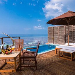 Malediven-South-Ari-Atoll-Lily-Beach-deluxe-water-villa-2