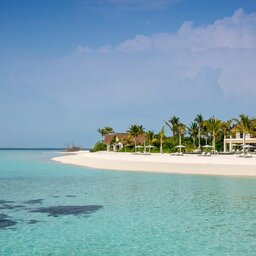 Malediven-Voavah-eiland-Four-Seasons-Baa-Atoll-Beach-house