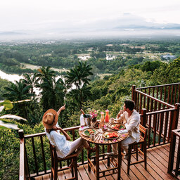 Maleisië-Kota-Kinabalu-Shangri-La-Rasa-Ria-Resort-&-Spa-ontbijt-met-uitzicht-2