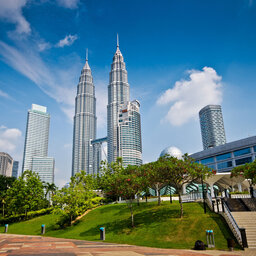 Maleisie-Kuala Lumpur-hoogtepunt - Petronas Twin Towers overdag