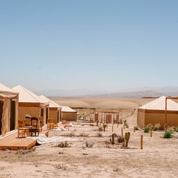 Marokko-Agafay-Woestijn-Inara-Camp-Kamp