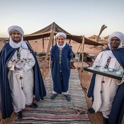 Marokko-Merzouga-Woestijn-Erg-Chebbi-Imperial-Glory-Lodges-Service