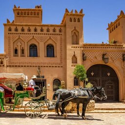 Marokko-Ouarzazate-Omgeving-Riad-Ksar-Ighnda-Gebouw