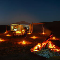 Marokko-Zagora-Woestijn-Erg-Chigaga-Azalai-Desert-Camp-Evening