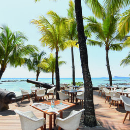 Mauritius-Beachcomber-Le-Canonnier-hotel-navigator-restaurant-3