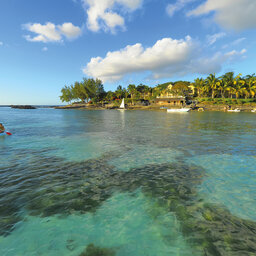 Mauritius-noorden-Beachcomber-Le-Canonnier-hotel-kajak