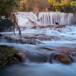 Mexico-Chiapas-Bezienswaardigheden-Agua-Azul-watervallen-2