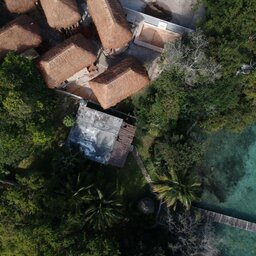 Mexico-Yucatan-Bacalar-Hotels-Hotel-Carolina-luchtfoto