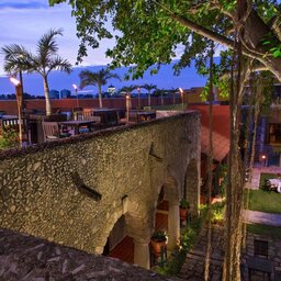 Mexico-Yucatan-Campeche-Hotels-Hacienda-Puerta-Campeche-dakterras