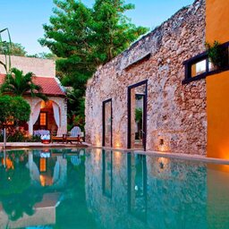 Mexico-Yucatan-Campeche-Hotels-Hacienda-Puerta-Campeche-zwembad