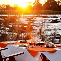 Namibië-Caprivi-Divava Okavango-diner
