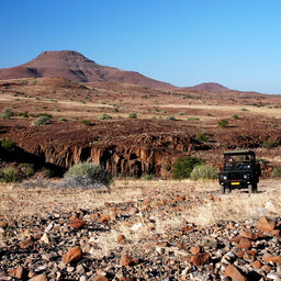 Namibië-Damaraland-algemeen-landschap-jeep