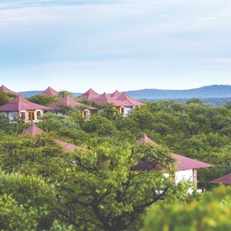 Namibie-Etosha-south-hotel-Etosha Safari-Lodge-huisjes