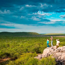 Namibië-Ongava reservaat-hoogtepunt-koppel (4)