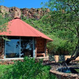 Namibie-Waterberg-hotel-Waterberg Plateau Lodge-Huisje-Exterieur