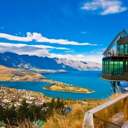 Nieuw-Zeeland -queenstown - lake Wakatipu - south island