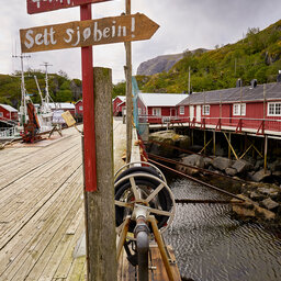 Noord-Noorwegen-Lofoten-Nusfjord-Arctic-Resort-omgeving