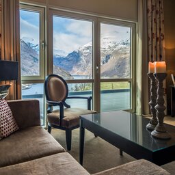 Noorwegen-Fjord-Noorwegen-Hotel-Union-Geiranger-kamer-living