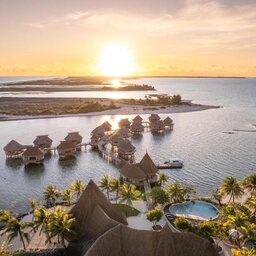 Oceanië-Frans-Polynesië-Le-Tikehau-by-Pearl-Resort-overzicht