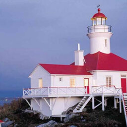 Oost-Canada-Pot-à-l'Eau-de-Vie-Islands-Le-Phare-gebouw