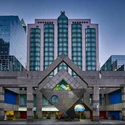 Oost-Canada-Toronto-Hotel-Novotel-Toronto-North-York-gebouw