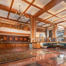 Oost-USA-Vermont-Stowe Mountain Lodge-Lobby-Check-in
