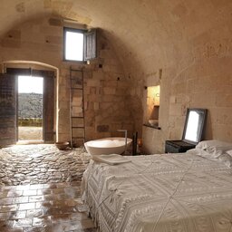 Puglia-Basilicata-Sextantio-Le-Grotte-Della-Civita-kamer-1