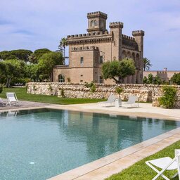 Puglia-Ionische-kust-Vinilia-Resort-landhuis-zwembad
