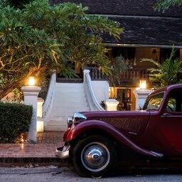 rsz_laos-luang-prabang-vintage-car