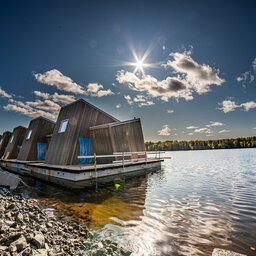 rsz_lapland-zweden-harads-arctic-bath-hotel-zomer-water-cabin-anders-blomqvist