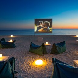 rsz_malediven-south-malé-atoll-velassaru-cinema-under-the-stars