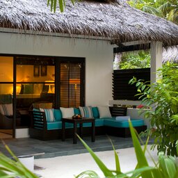 rsz_malediven-south-malé-atoll-velassaru-deluxe-bungalow
